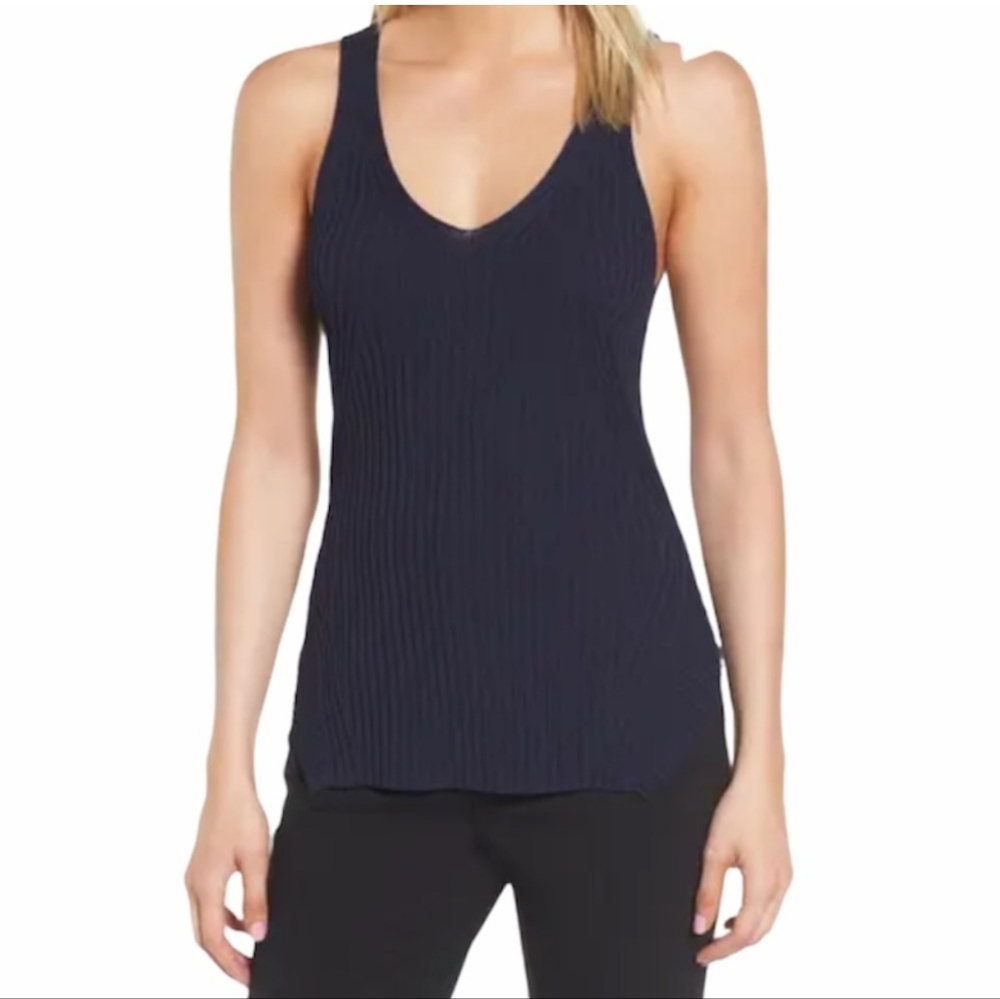Lewit Navy Sculpted V-Neck Tunic Size Small Luxury Ribbed Knit Tank